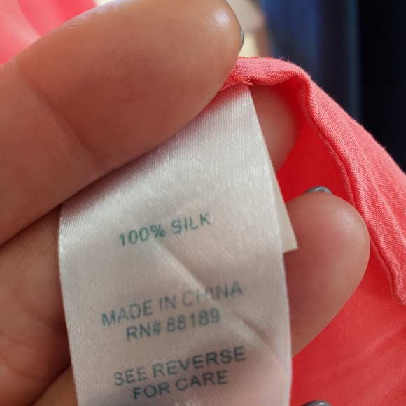 Lilly Pulitzer Elsa top, size small - Picture 4 of 6